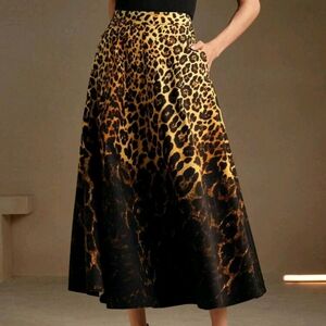 Minimalist Women Leopard Print Black Ombre Skirt Maxi Women Outfit